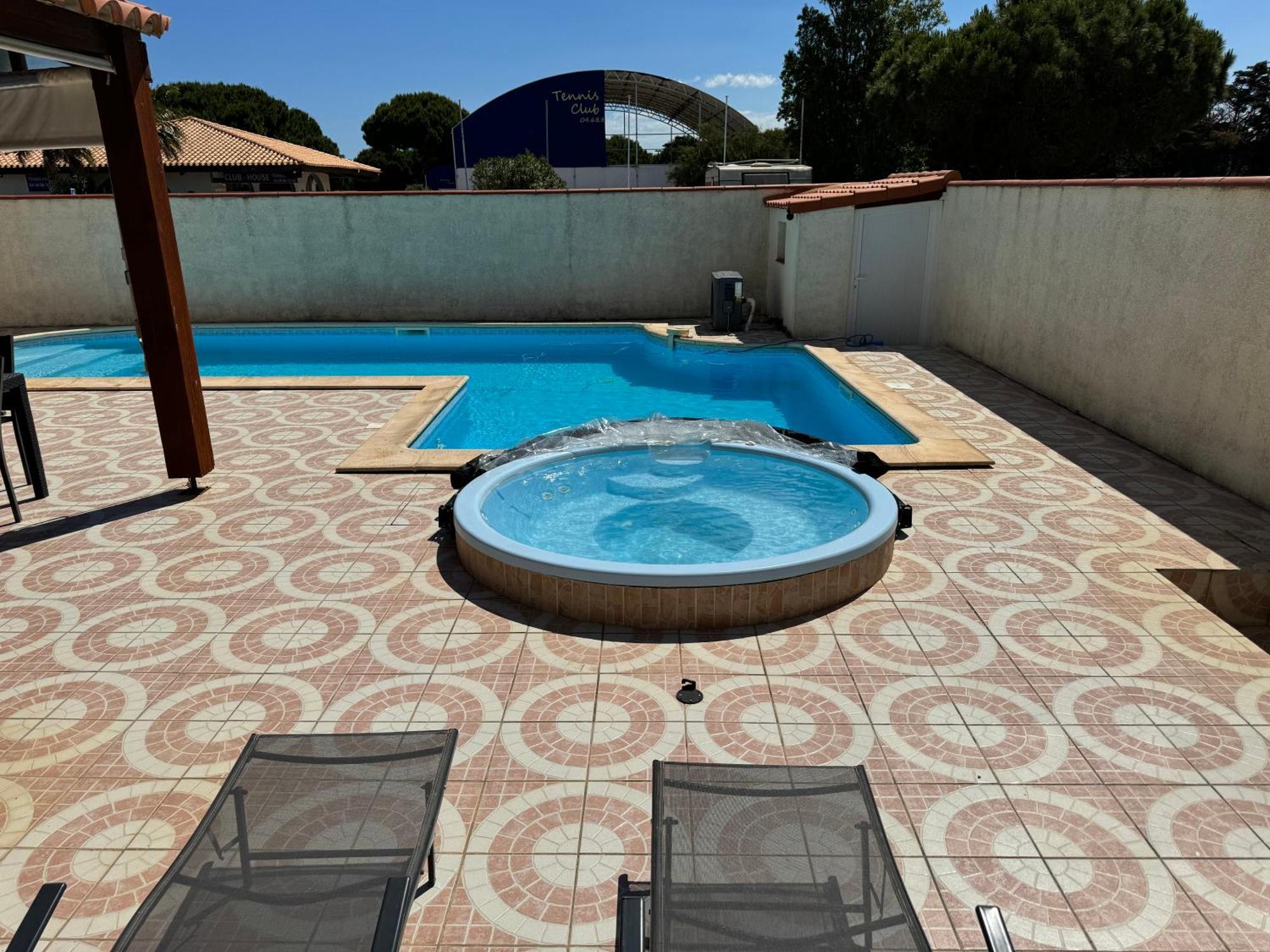 La Lagune Piscine Et Prives 8 Couchages Parking Prive Et Borne De Recharge Electrique