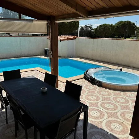 Villa La Lagune Piscine Et Spa Prives 8 Couchages Parking Prive Et Borne De Recharge Electrique Le Barcares Room photo
